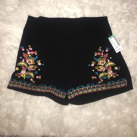 Pants - NEW🌸🌻Shorts